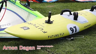 Windsurf Arnon Dagan at bat galim december 2021, with Neilpryde gear and Future Fly board