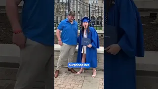 Woman gets “everything she could have dreamed of” at college graduation ❤️❤️