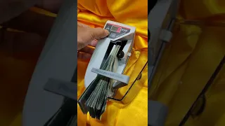Mini Portable Money Counting Machine. Easy to count and carrying. Count Malaysia Ringgit (MYR RM)