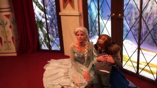 Anna and Elsa character meet at Disneyland