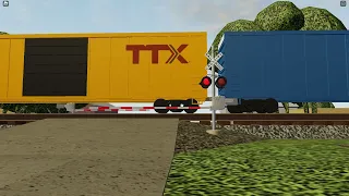 NS 7537 Leads Manifest South | Railroad Crossing