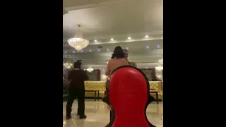 Начальник облздрава в Актюбинской области поет и танцует