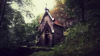 A dying cemetery / Czech Republic / Ein sterbender Friedhof - Lost Places 190 ~ 09/2015