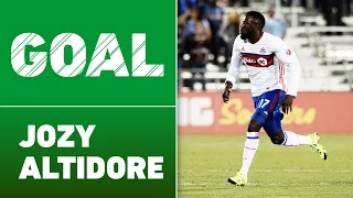 GOAL: Jozy Altidore stuns with the equalizer