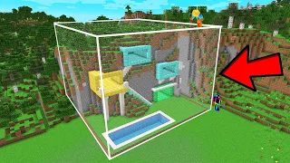 Quedé ATRAPADO en un CUBO DE VIDRIO que CAYÓ en mi casa en Minecraft