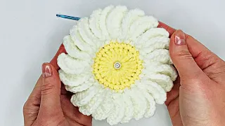 WOW Very Easy Crochet Daisy Motif Making #crochet