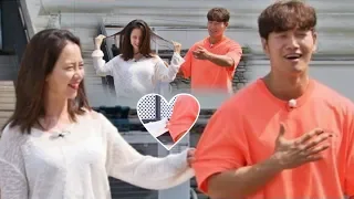 Song Ji Hyo doing cute aegyo to Kim Jong Kook by grab his clothes [Running Man Ep 466]