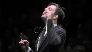 Conductor shoots a gun at the concert. J. Strauss II On the Hunt, Auf der Jagd Polka schnell Op. 373
