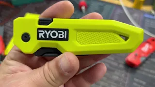 New (button lock) Kid In Town! Ryobi Tools vs Milwaukee Fastback / Utility Knife Folder Showdown!