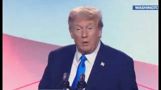 Trump descends into visible CONFUSION on stage during rally