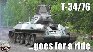 T-34/76 Goes For A Walk - Parola Panssarimuseo