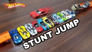 HOT WHEELS STUNT JUMP CHALLENGE!