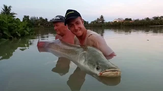 Fishing in Thailand @ Jurassic Mountain Resort and Fishing Park: Frank  lands his first arapaima