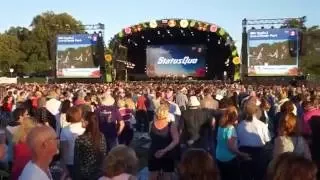 Whatever You Want!  Quo at Hyde Park with Howard and Sophie 11:9:2016