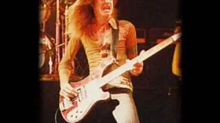 Metallica - Cliff Lee Burton September 26 1986 Solnahallen Last Solo Final Gig