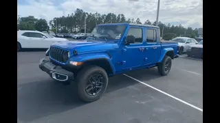 2024 Jeep Gladiator