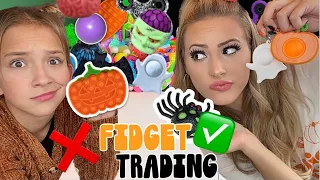 FIDGET TRADING HALLOWEEN EDITION 👻🧡 *WHO GOT SCAMMED?* 😤