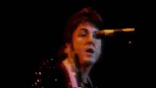 Paul McCartney & Wings - Live at the Pavillion, Paris, France (March 26, 1976)