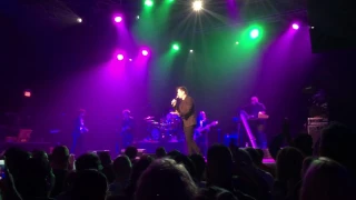 Rick Astley - Never Gonna Give You Up (live)