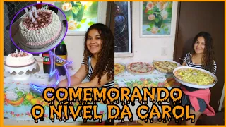 COMEMORANDO O ANIVERSÁRIO DA CAROL NOITE DA PIZZA E CANTAMOS PARABÉNS PARA ELA