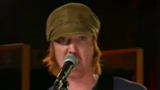 Queens of the Stone Age live @ AOL Sessions 2005