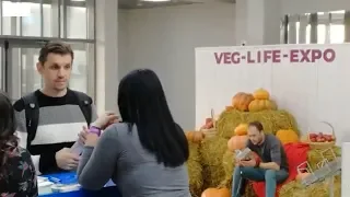 Пятая федеральная вегетарианская и ЗОЖ выставка VEG-LIFE-EXPO 2018/моё посещение и выводы🎥