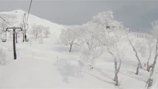 20200218 niseko wonderland chair A lift GX010910