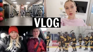 VLOG: Visiting Lev, hockey games, movie press