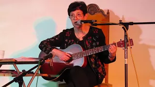 Вероника Долина - Стареющей поэтессе Davidzon Radio NYC March 04 2018