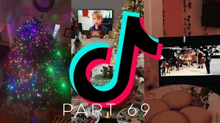 20+ MINUTES OF CHRISTMAS TIKTOK’s | CHRISTMAS COUNTDOWN | 121 days! | No. 69