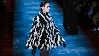 Marc Jacobs | Fall Winter 2015/2016 Full Fashion Show | Exclusive