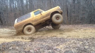 Wheelie Bronco, 44 Boggers, Deep Mud and Slick hills!!