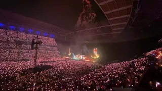 Coldplay (Live Wembley Stadium 17th August 2022) - FIX YOU