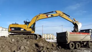 Экскаватор CAT 320 DL