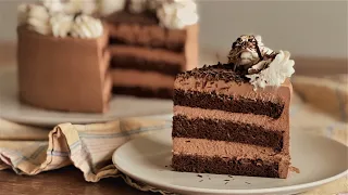 "CHOCOLATE CREAM CAKE" that melts in your mouth