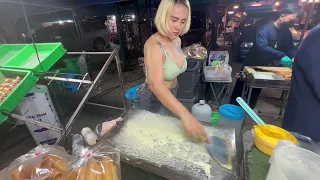 Lots Of Customers!! Thai Lady Cooking Crispy Butter Pancake - Thailand Street Food