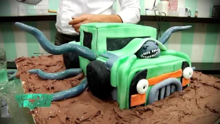 Ignacio Baladan prepara torta alienígena por Monster Trucks