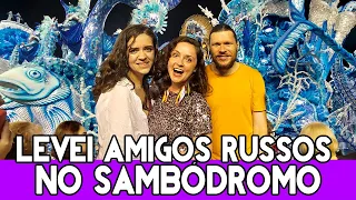 Gringos DESCOBRINDO o CARNAVAL NO SAMBODROMO: A FESTA MAIS LINDA DO MUNDO!!