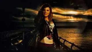 Kelly Clarkson - Don't Ever Give Up On Me