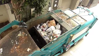 Santa Monica Front-Load Garbage Trucks