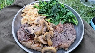 Trangia Cooking : Ribeye Steak, Couscous, Spinach & Mushrooms