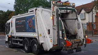 Brent Council Veolia Dennis olympus elite 6 empying refuse bins and flats 1100L bins