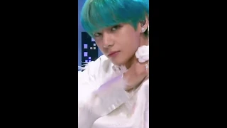 190419 Music Bank 작은 것들을 위한 시 (Boy With Love) BTS V ( 뷔 ) Focus