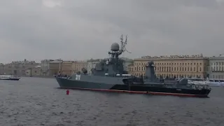 Залп пушки петропавловской крепости