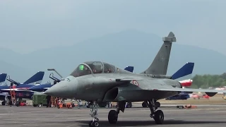 Rafale - Extreme Maneuvers at LIMA 2015 Air Show