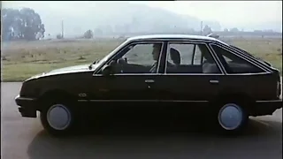 Opel Ascona C (Ascona CD 1.8E with 115PS, 1982)