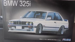 Unboxing BMW 325i 1/24 Fujimi