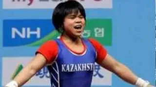 Zulfiya Chinshanlo wins Womens weightlifting 53kg Gold
