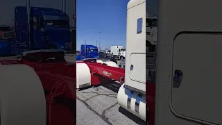 Awesome Peterbilt 359 at Mats in Louisville