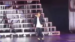 She Don't Like The Lights - Justin Bieber Live